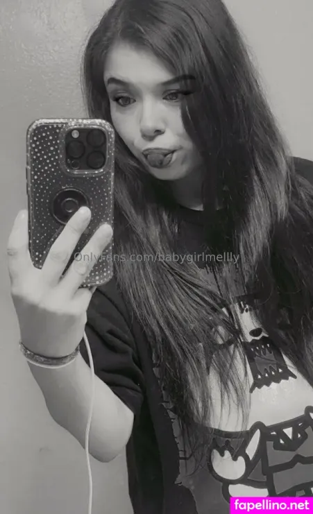 Babygirlmellly OnlyFans Thumbnail #CsOeTk5x5F