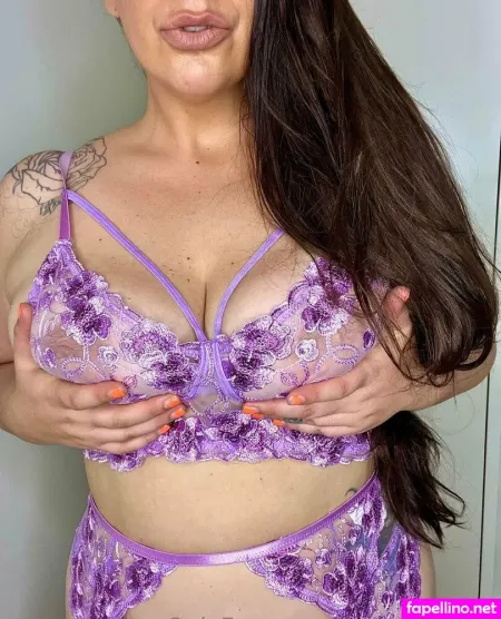 Babykakeees Main Profile Photo