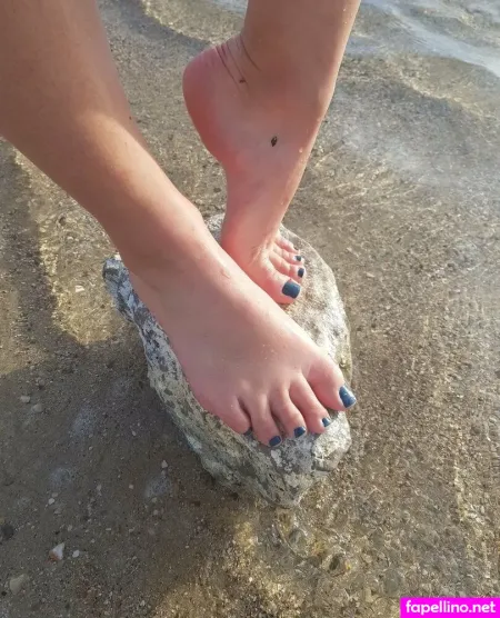 Babylunafoot1 OnlyFans Thumbnail #DYIU8DRzDH