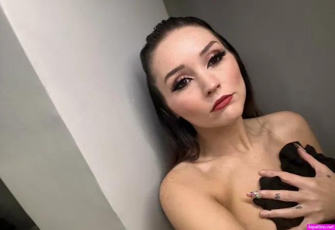 Babynickibfree OnlyFans Thumbnail #5XlXNBecBZ