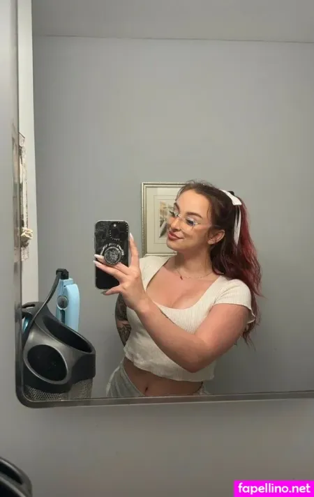 Babypeachhead 4 OnlyFans Thumbnail #Ep5JH4s7gZ