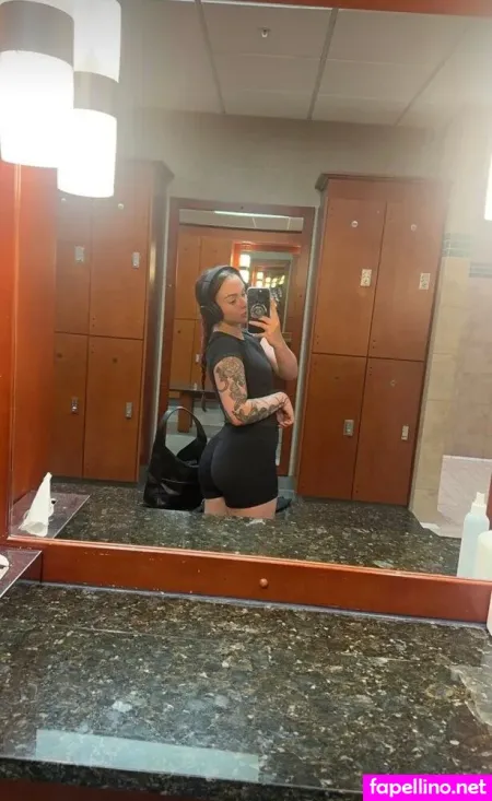 Babypeachhead 4 OnlyFans Thumbnail #UYCXFXiisv