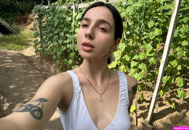 Babysaralux OnlyFans Thumbnail #Ie21okjCnL