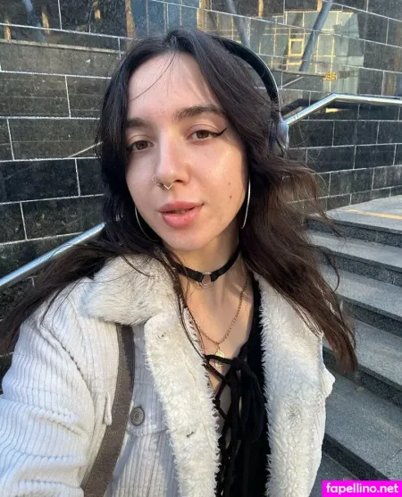 Babysaralux OnlyFans Thumbnail #klyi5kDBxG