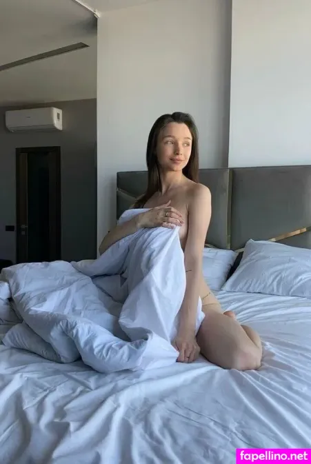 Babyy Amelia OnlyFans Thumbnail #1wGnEmCeXT
