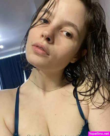 Babyy Emma OnlyFans Thumbnail #G6Kx87v41M