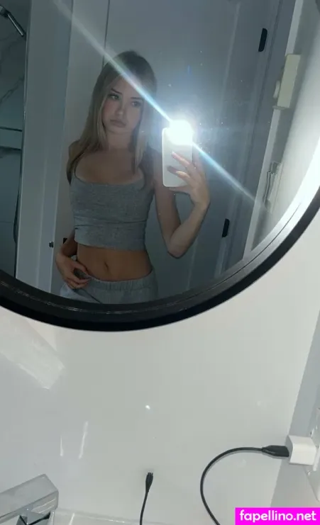 Babyy Livvy OnlyFans Thumbnail #2fiiskFfbE