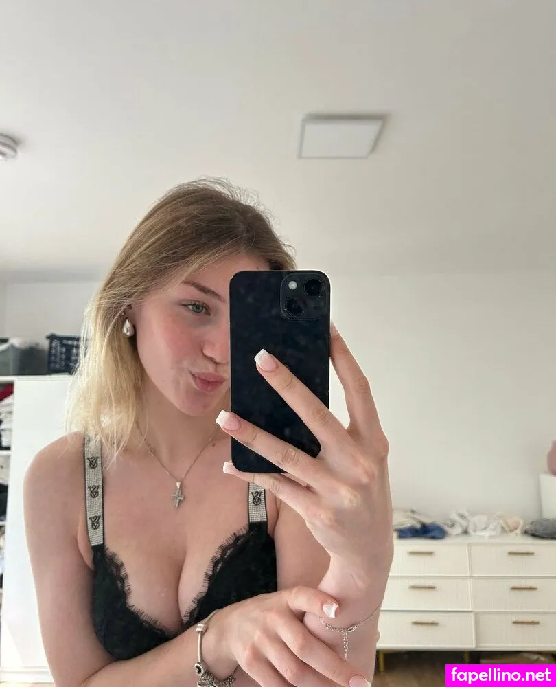 babyykellyyy, kellybaby_yy Nude Leaked OnlyFans Photo #hdjyH5eFt3