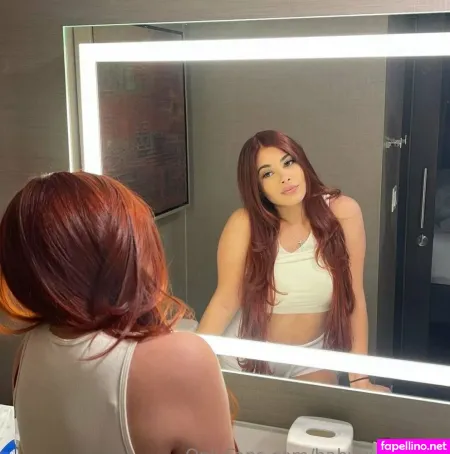 Babyyyybellaa 1 OnlyFans Thumbnail #5hoo7BJONN