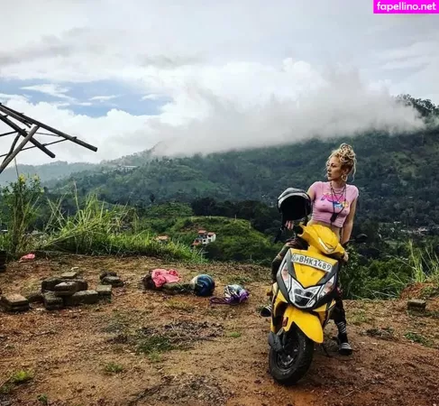 Backpacker Billie OnlyFans Thumbnail #9DpBhzok20