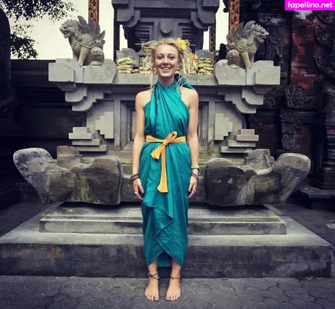 Backpacker Billie OnlyFans Thumbnail #KBn9Soavvb