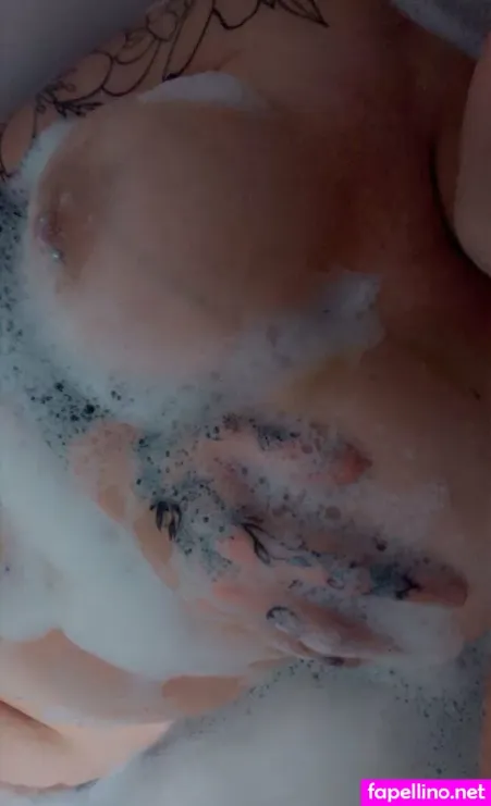 Bad Bunnyxx OnlyFans Thumbnail #ZoivryiYOl