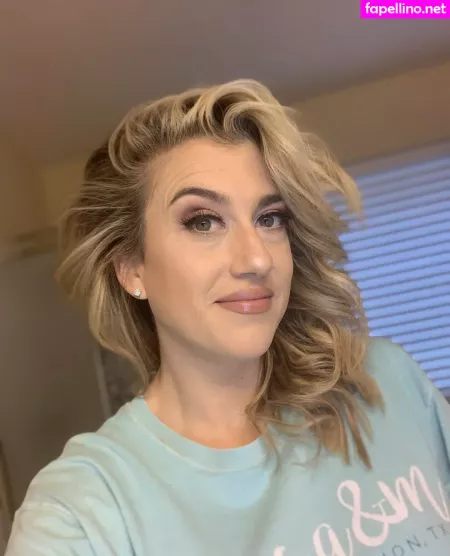 Badasstxmama OnlyFans Thumbnail #5ODDd3gT2D