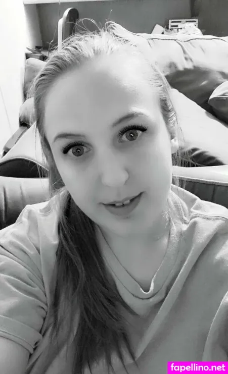 Badbitchmama93 OnlyFans Thumbnail #dR6eF0KfaN