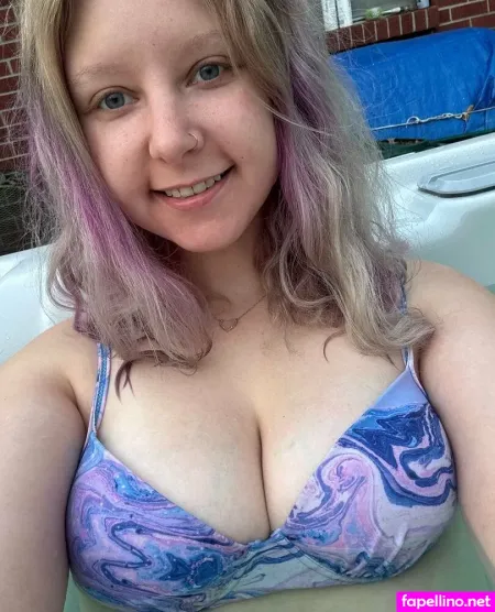 Badblonde420 OnlyFans Thumbnail #6Yl1GPdkux