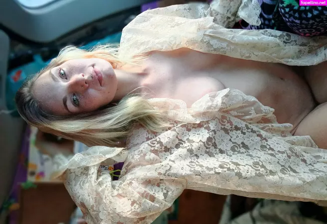 Badbluebee OnlyFans Thumbnail #yJ028vh1aj