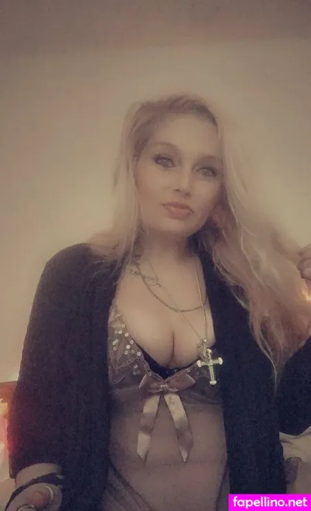 Baddestbaddiequeen OnlyFans Thumbnail #RxLa5x4G17