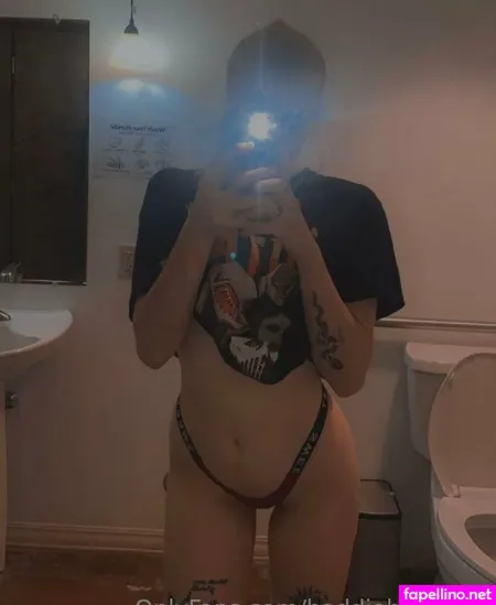 Baddiebaby001 OnlyFans Thumbnail #njkEFgdu2H