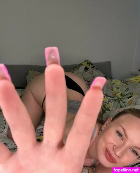 Baddienenna OnlyFans Thumbnail #EvIn00BxYK