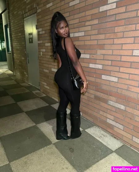 Baddierueee Main Profile Photo