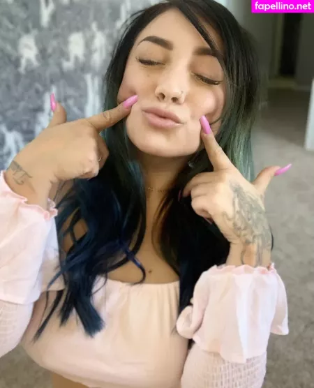 Baddy Bina OnlyFans Thumbnail #uF5DMXKMUp