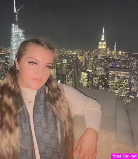 Baddybrunettexx OnlyFans Thumbnail #kfRCpFxItR