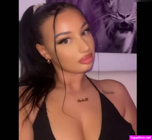 Badgirlkylie Badgirlmelfi OnlyFans Thumbnail #yMo2HtGdto