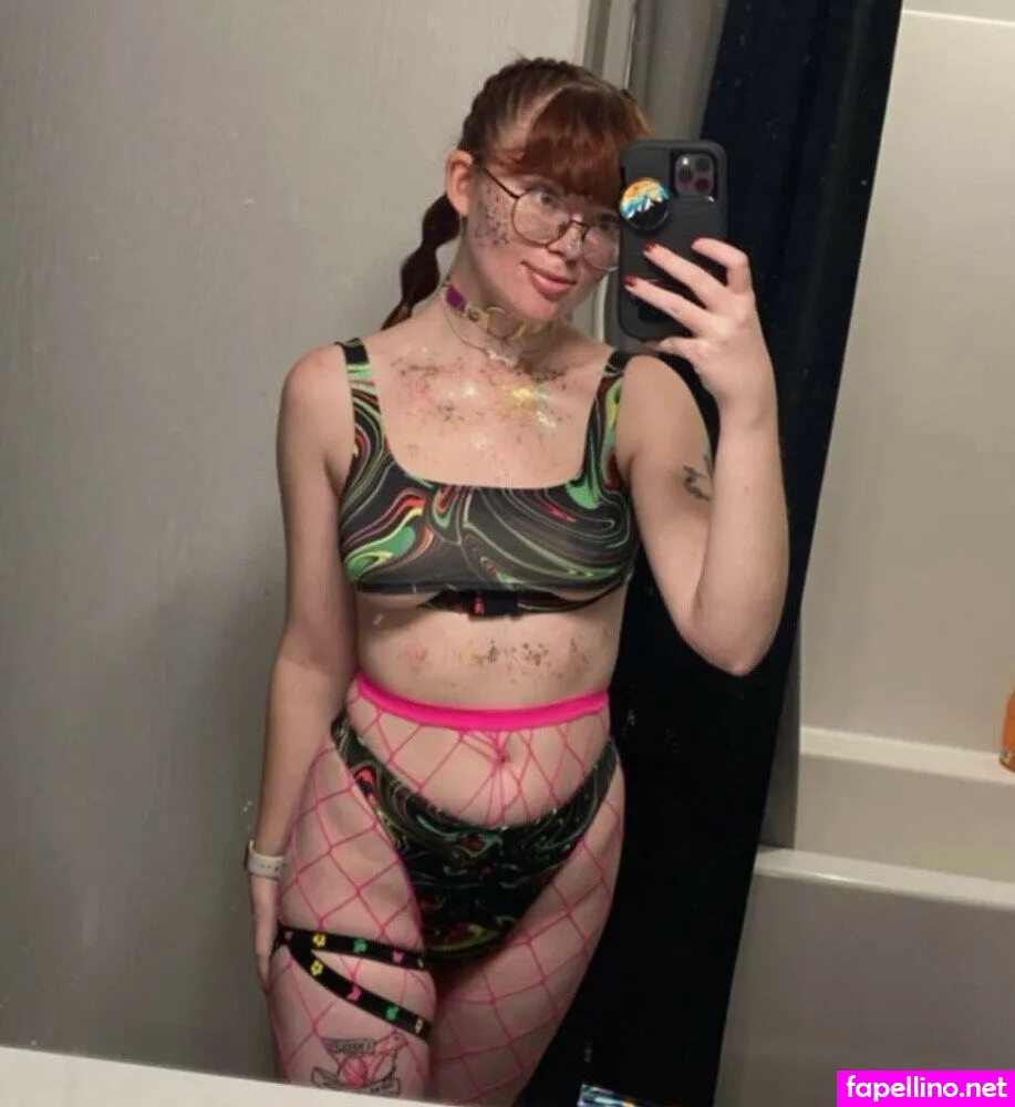 abooplesnoot, badgirltrixie Nude Leaked OnlyFans Photo #m93ba8eD1R