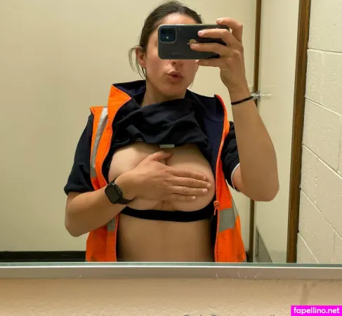 Badgurlbrit OnlyFans Thumbnail #Yc5Aa81yaE