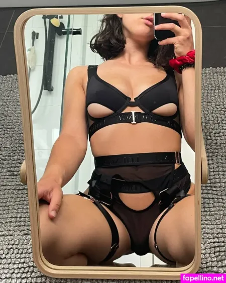 Badgurlbrit OnlyFans Thumbnail #fOlPMtjYvg