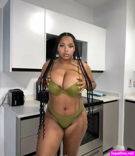 Badgyalshaii OnlyFans Thumbnail #DZboyNstcR