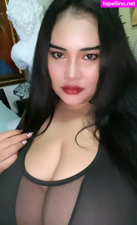Badienana92 OnlyFans Thumbnail #i1XIwM1xez