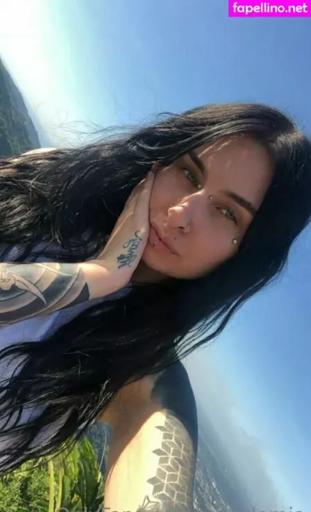 Badkittymia OnlyFans Thumbnail #5tvxIjRDAM