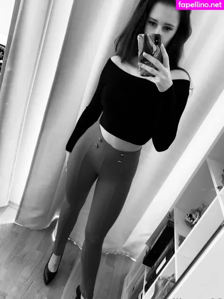 Badlizzyy66 OnlyFans Thumbnail #1m8lxKloCC