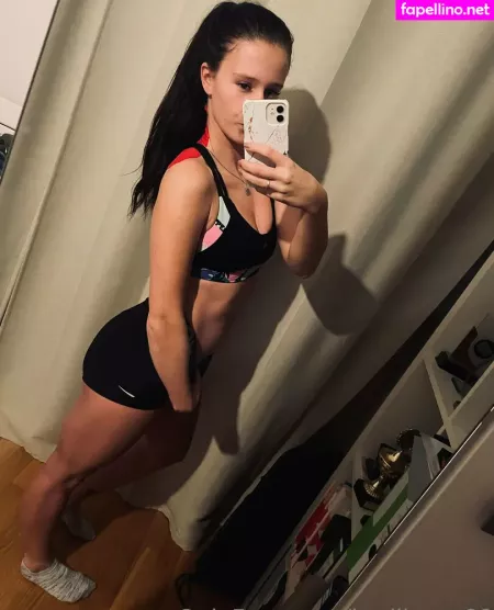 Badlizzyy66 OnlyFans Thumbnail #Em2tLVNmTr