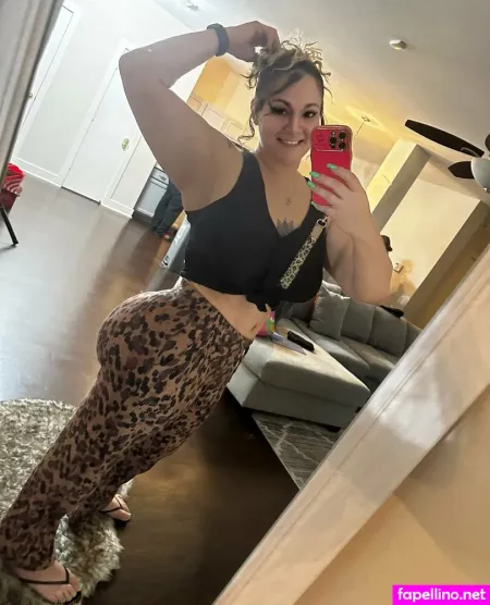 Badmominrealestate1 0 OnlyFans Thumbnail #Ngn0tyhaHN