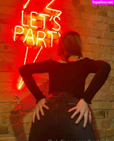 Badsofia OnlyFans Thumbnail #7ZKUGRkwC8