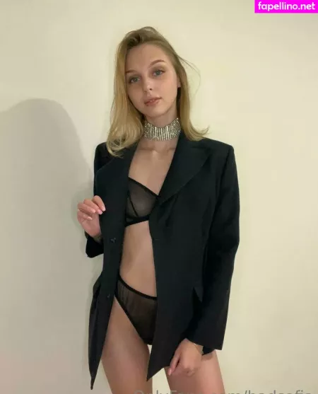 Badsofiaaa OnlyFans Thumbnail #eHYOPVo5sT