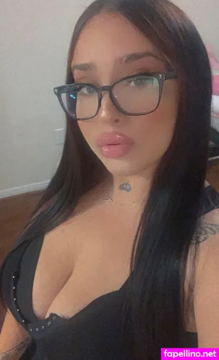 Badwhytebitch OnlyFans Thumbnail #J3RGsW7qeN