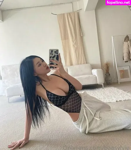 Baesylvie OnlyFans Thumbnail #6KrEym36lJ