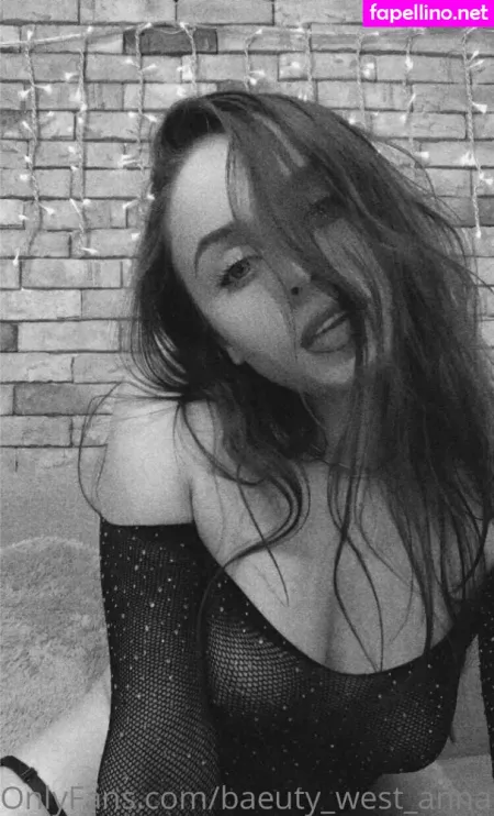 Baeuty West Anna OnlyFans Thumbnail #9ww3IjOGoM