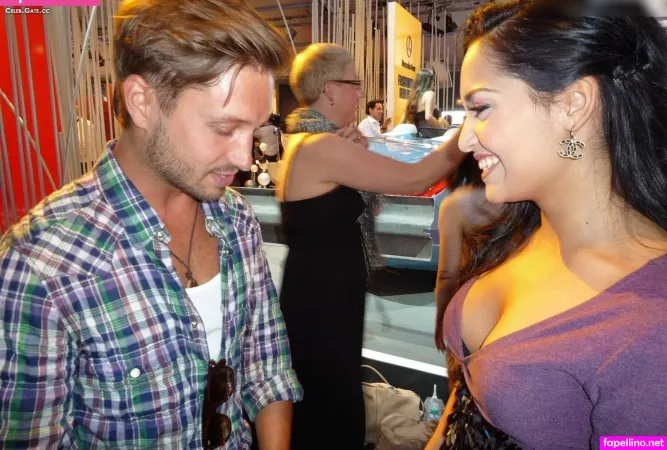 Bahar Kizil OnlyFans Thumbnail #wP3tiUEfCV