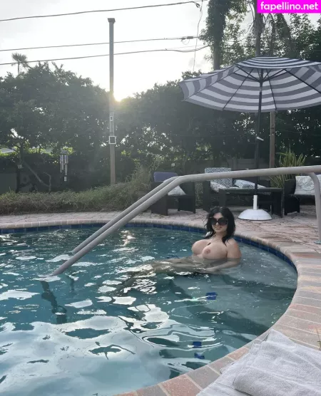 Baileyjaytweets OnlyFans Thumbnail #YG4oGHNVbl