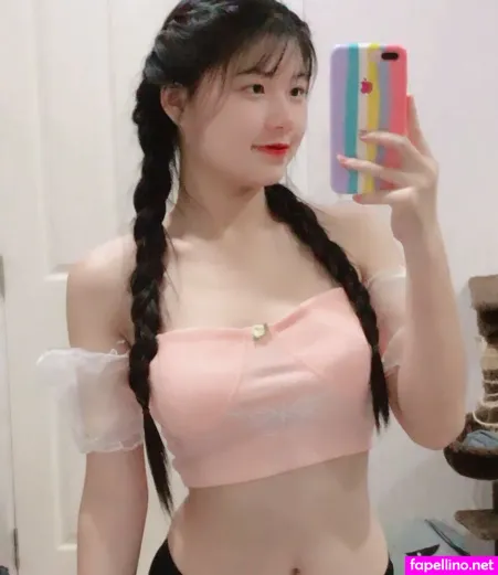 Baitoey OnlyFans Thumbnail #3dw2WU3Lc0