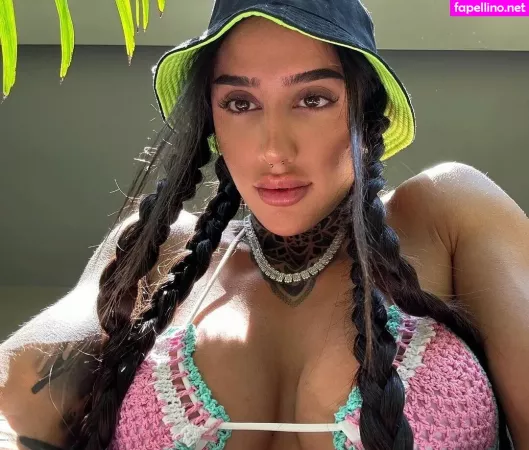 Bakhar Nabieva 17 OnlyFans Thumbnail #Q4O4k4ZRrC