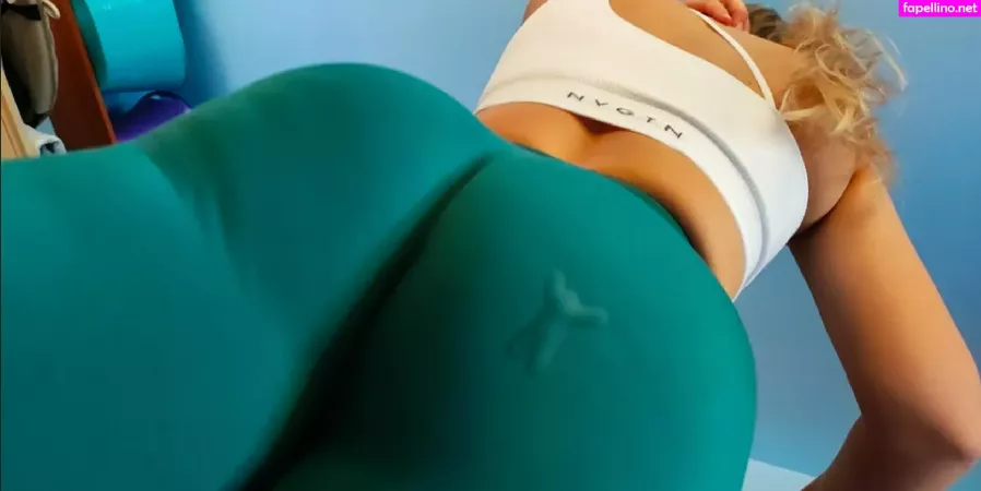 Bakinggiantbuns OnlyFans Thumbnail #pvbPrk3Cso