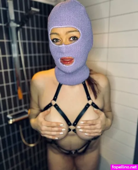 Balaclava Cougar OnlyFans Thumbnail #vOxqvlyeeE