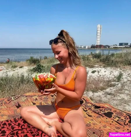 Ballicie OnlyFans Thumbnail #AElM8hfKte