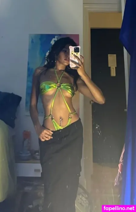 Bambicam OnlyFans Thumbnail #FYM0N3JuwU