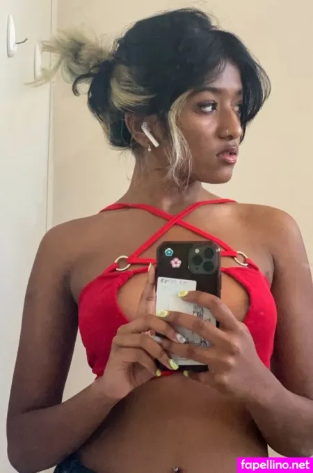 Bambicam OnlyFans Thumbnail #Ua1hPDMnD0